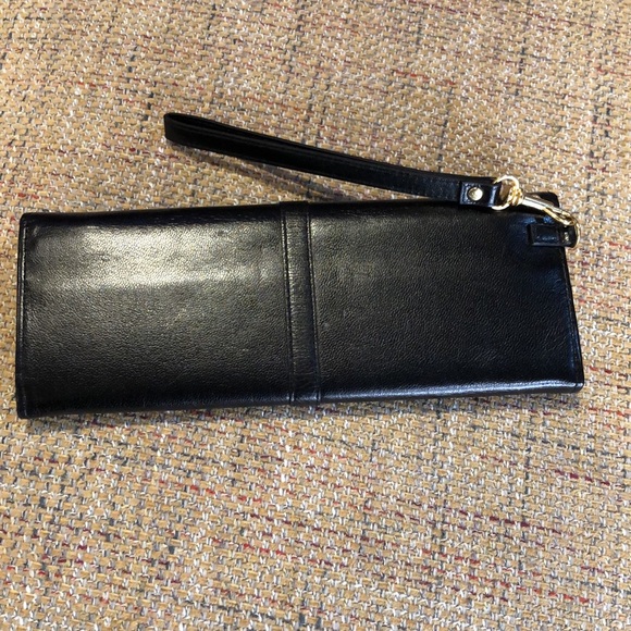 Etienne Aigner Black Calfskin Leather Silk Lining Full Size Snap Wallet Wristlet - Picture 3 of 15